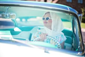 Автомобиль в дорогу