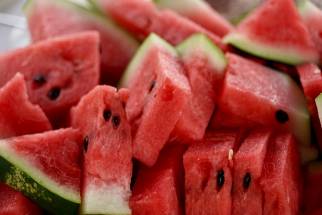 Що їсти в спеку: найкращі продукти для організму